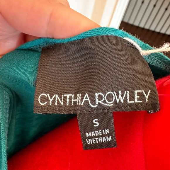 Cynthia Rowley Top. - Picture 4 of 5